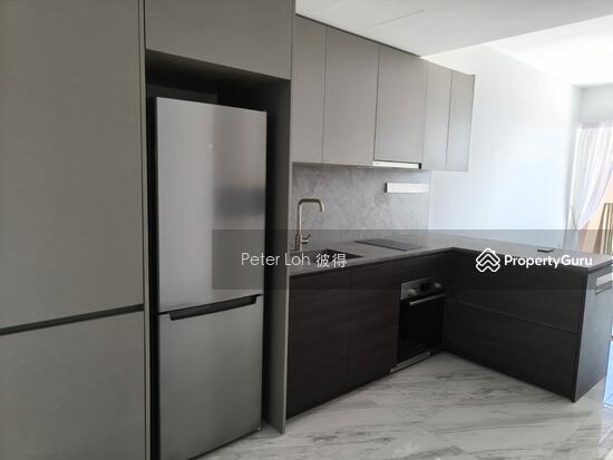 Pasir Ris 8 photo 2
