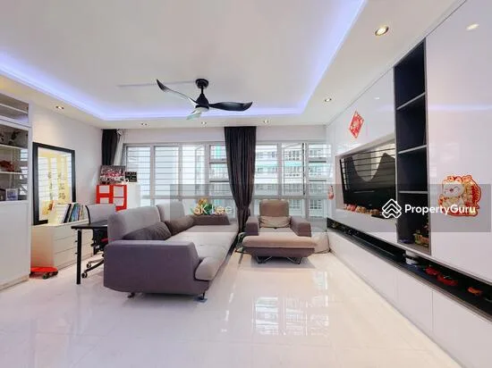783B Woodlands Rise image 1 of 8