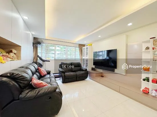758 Yishun Street 72 image 1 of 10