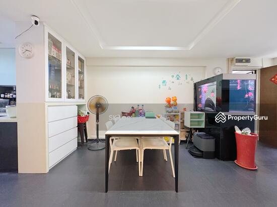 758 Yishun Street 72 photo 3