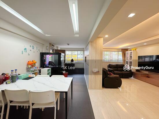 758 Yishun Street 72 photo 5