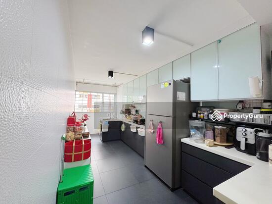 758 Yishun Street 72 photo 6