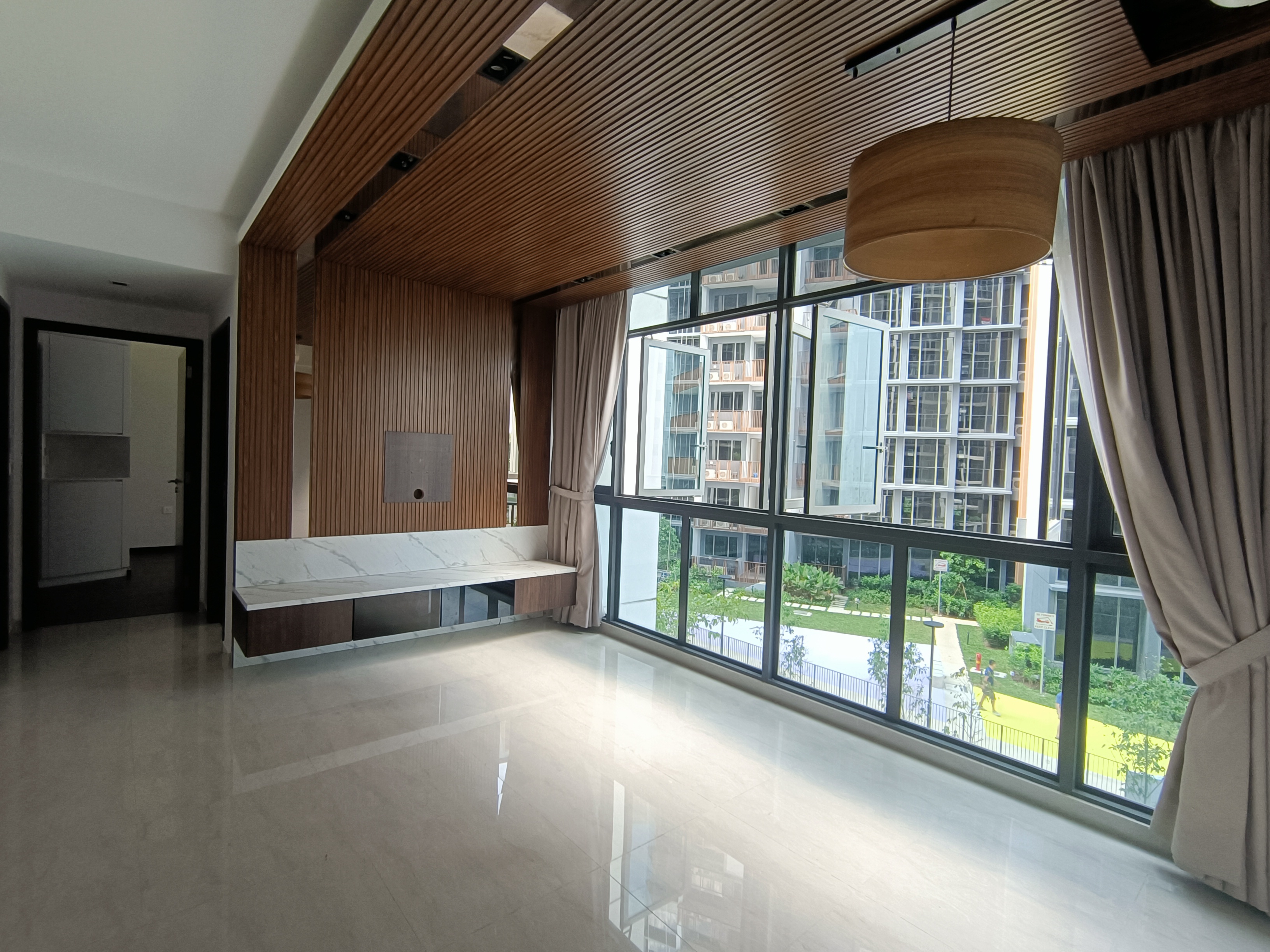SYMPHONY SUITES photo 6