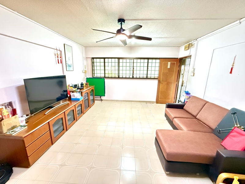 109 TAMPINES STREET 11 image 1 of 8