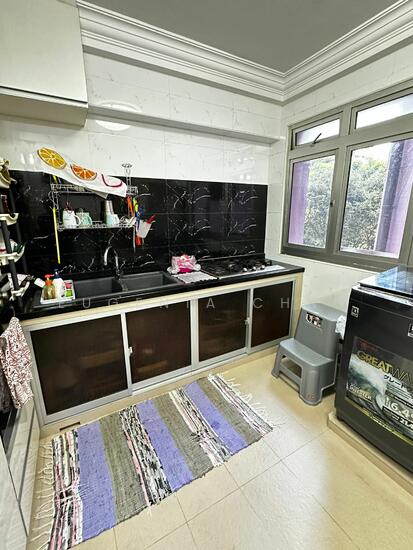 560 Hougang Street 51 image 1 of 10