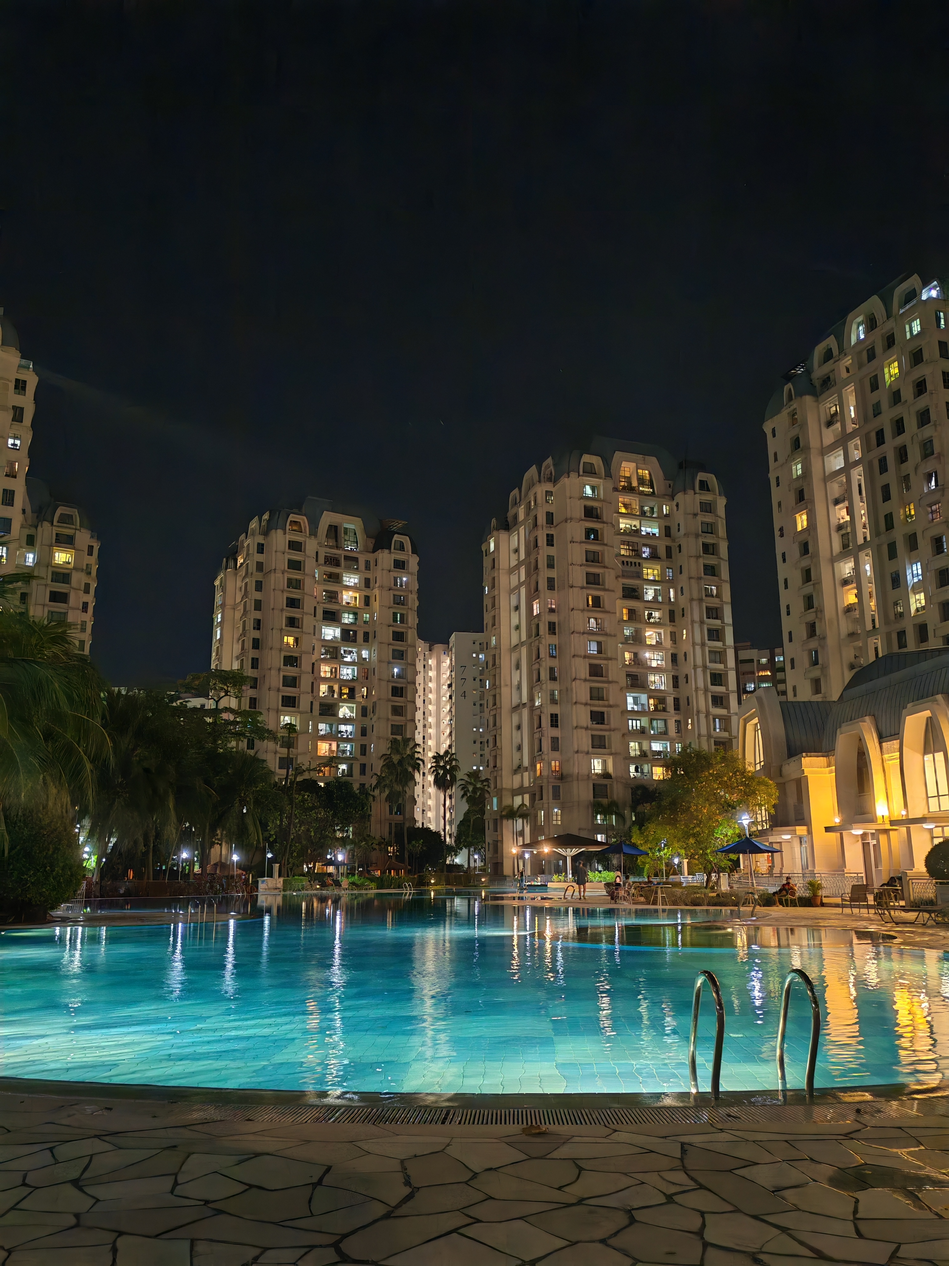 AQUARIUS BY THE PARK photo 5