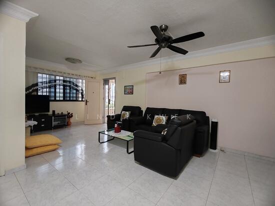 6 SAINT GEORGE'S LANE photo 2