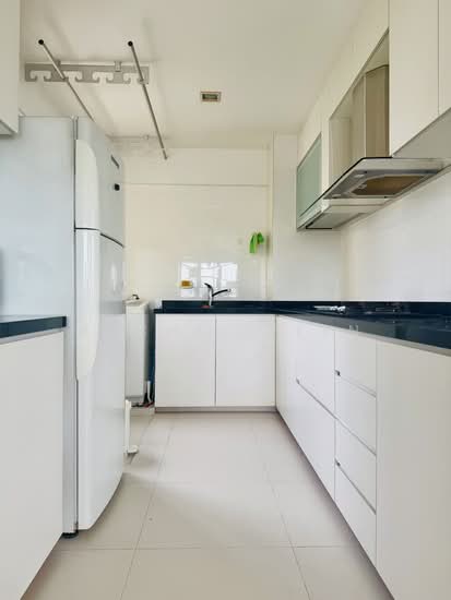 60 Strathmore Avenue photo 3
