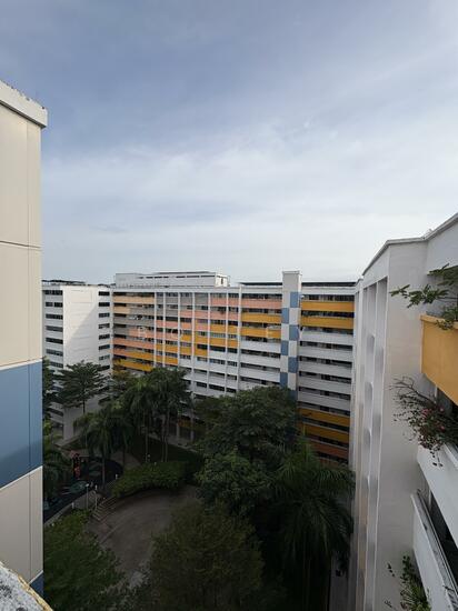 757 Yishun Street 72 photo 5