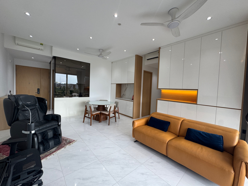 PEAK RESIDENCE photo 2