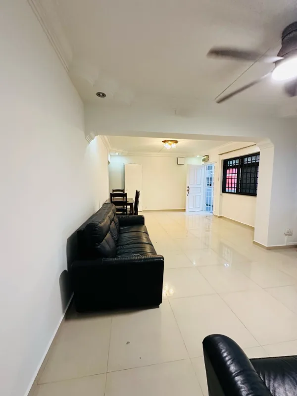483 Choa Chu Kang Avenue 5 image 1 of 6