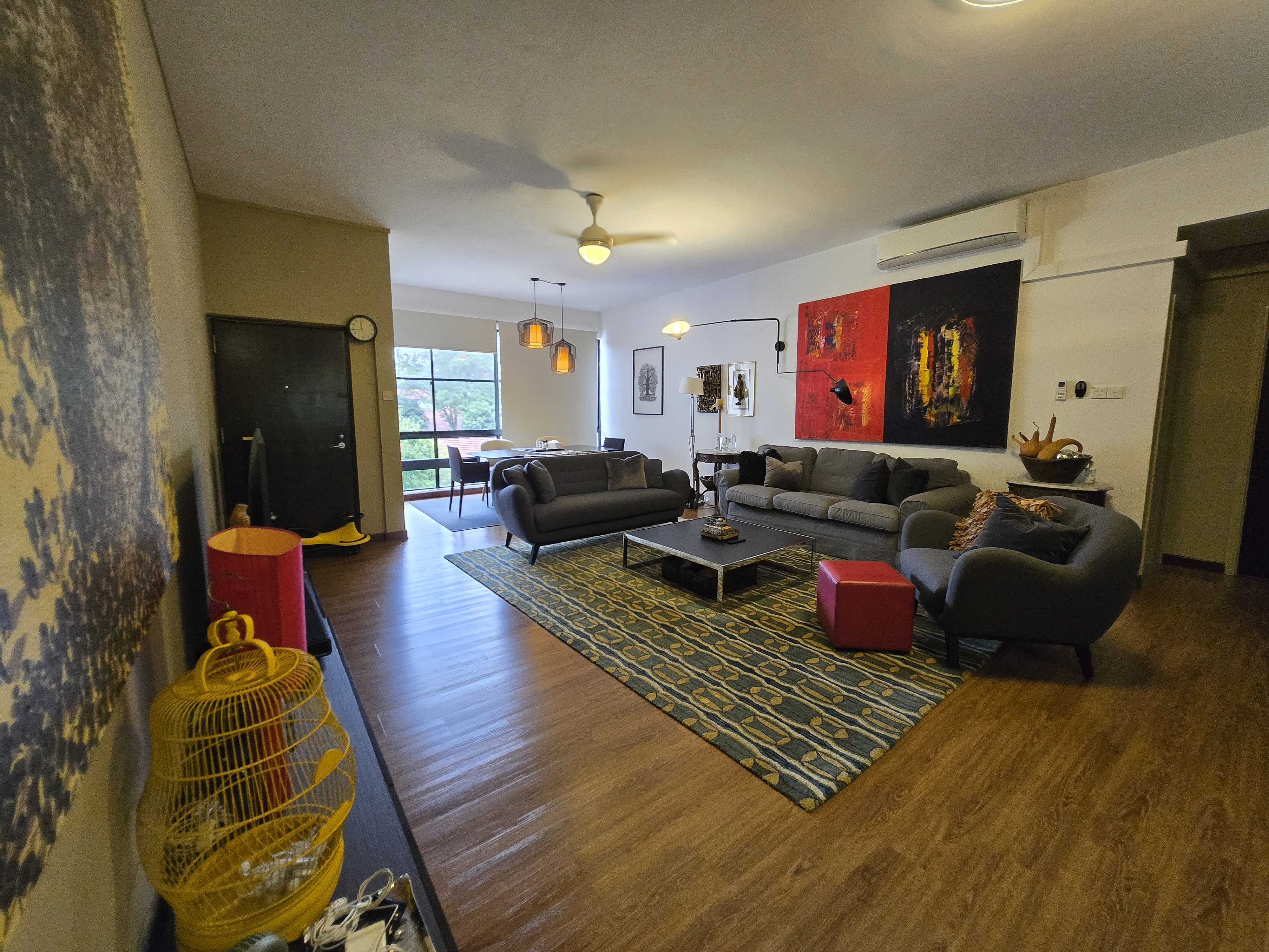 WARNER COURT photo 2