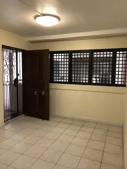 785 Yishun Avenue 2 image 1 of 10