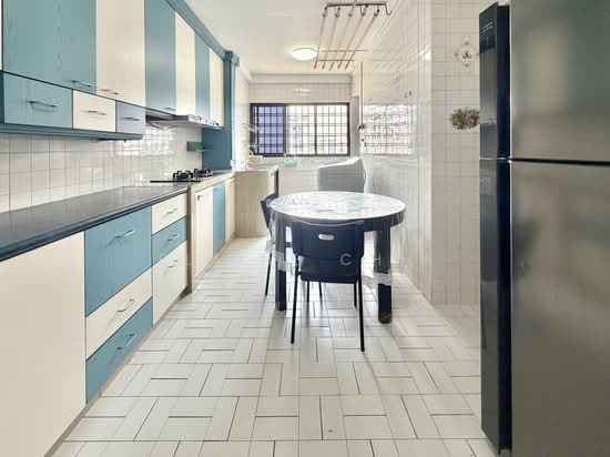 261 Tampines Street 21 photo 2