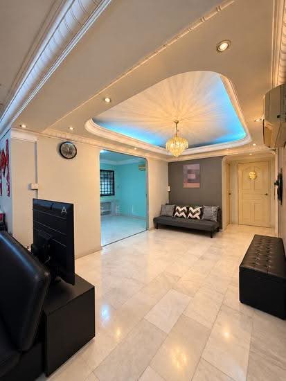 819 Jurong West Street 81