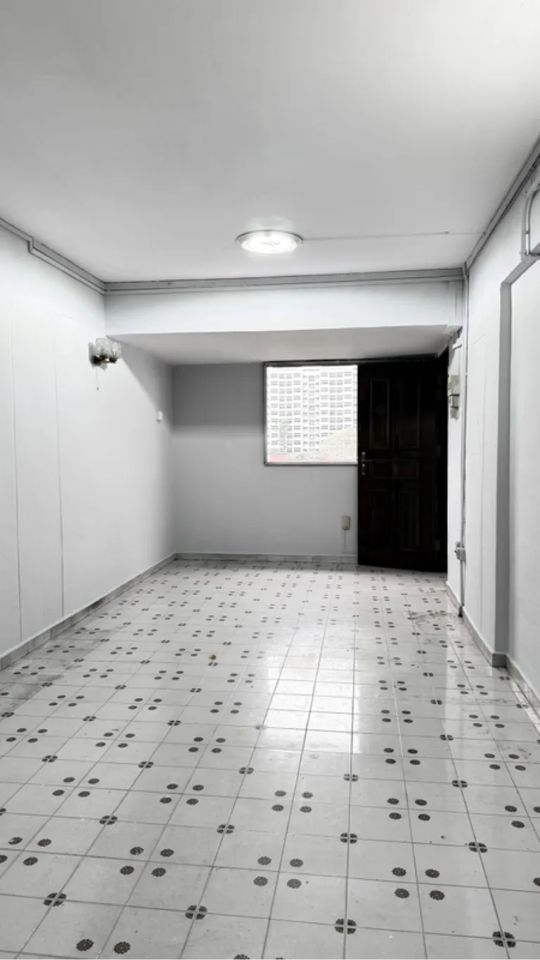 107 Yishun Ring Rd image 1 of 9