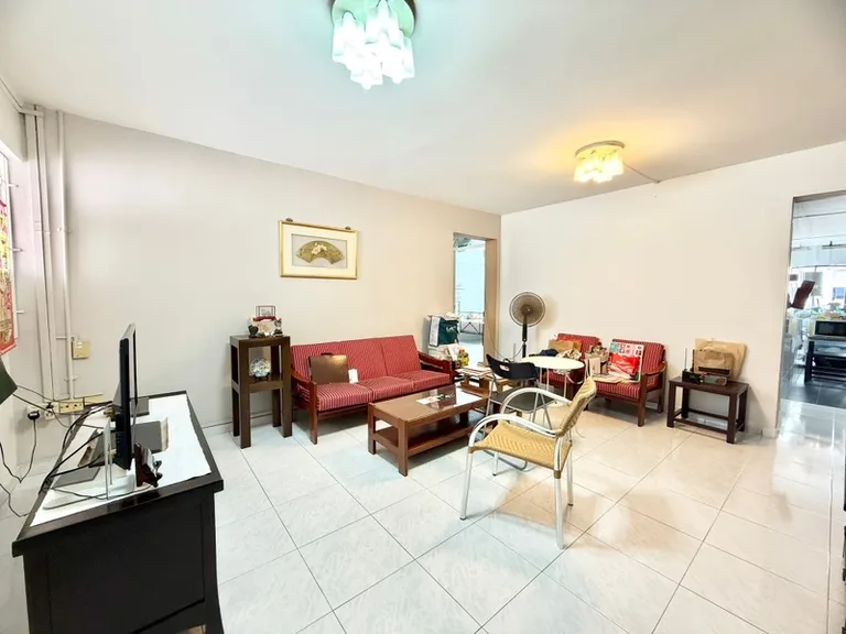 640 Ang Mo Kio Ave 6 image 1 of 10