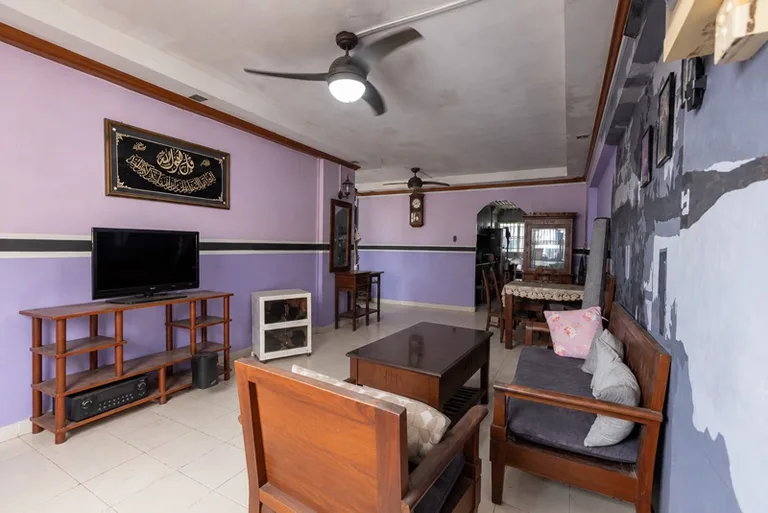 467 Tampines St 44 image 1 of 10