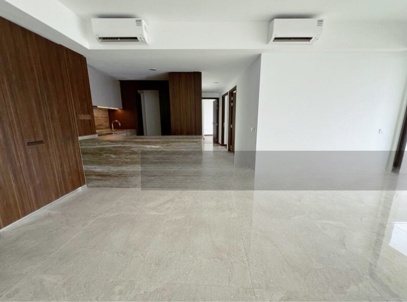 One Pearl Bank image 1 of 10