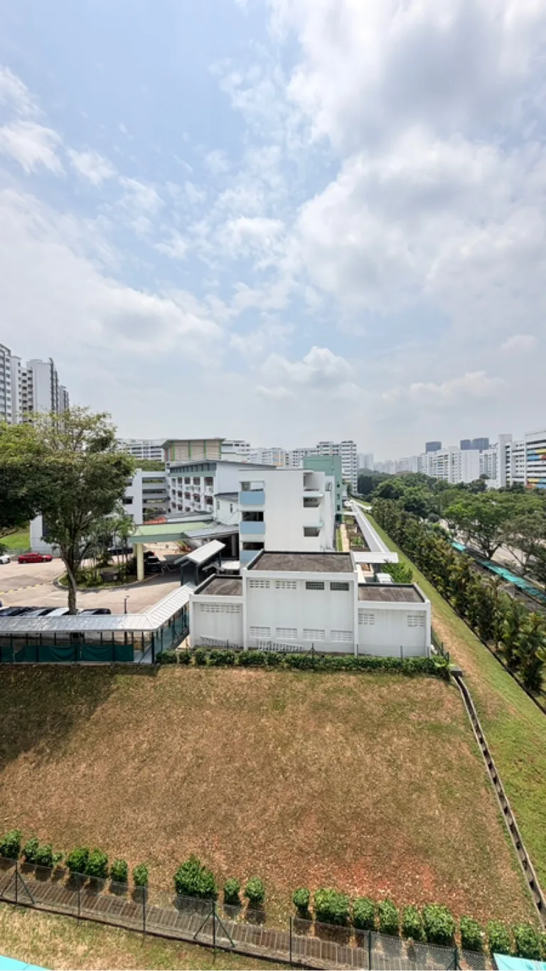 402 Fajar Rd image 1 of 9