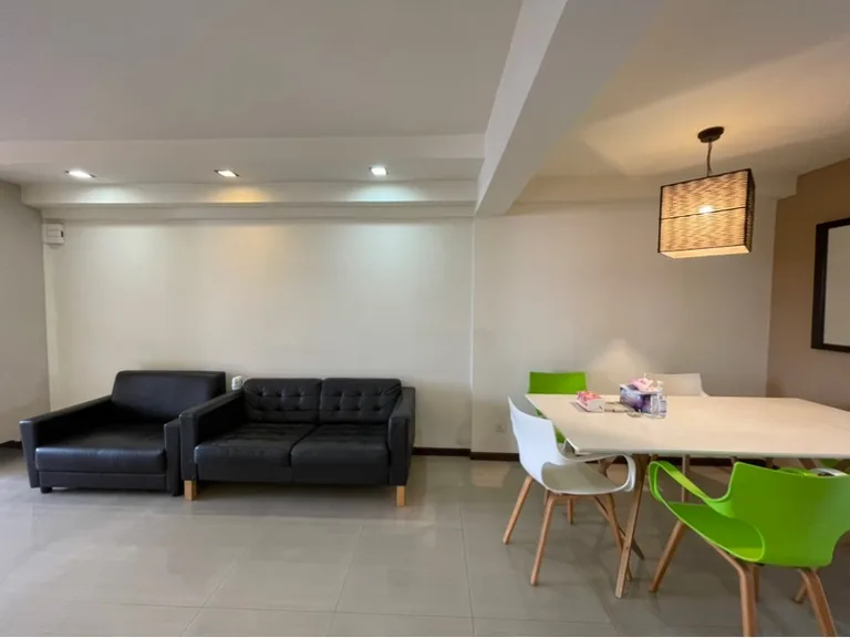 512 Ang Mo Kio Ave 8 image 1 of 10