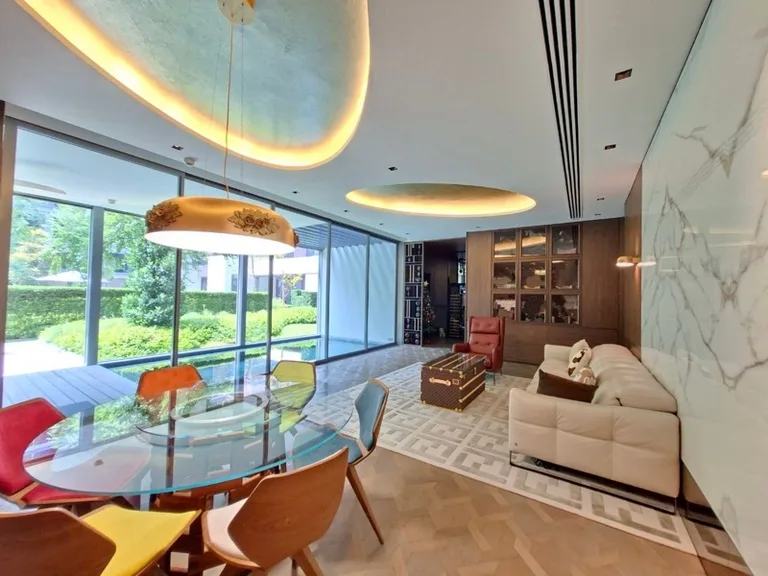 Meyerhouse image 1 of 4