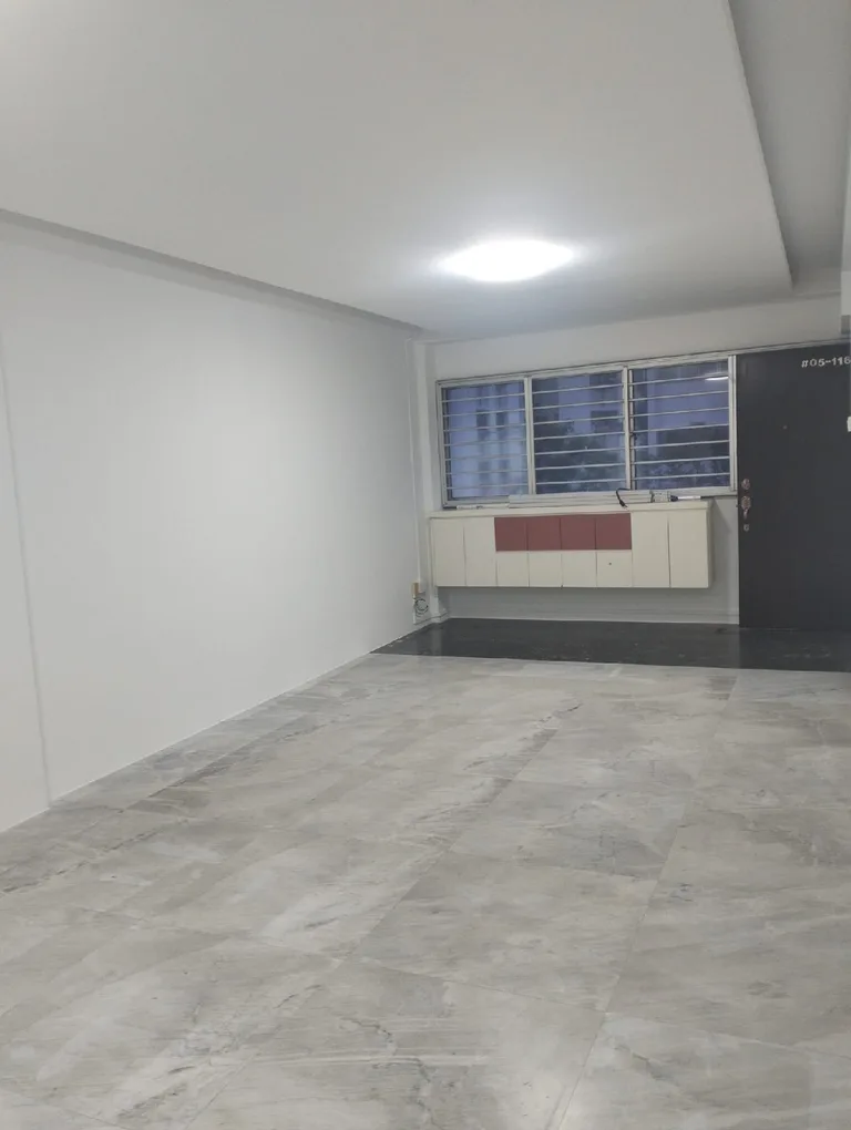 465 Tampines St 44 image 1 of 9