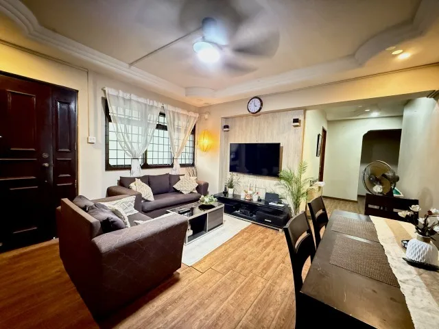 965 Hougang Ave 9 image 1 of 6