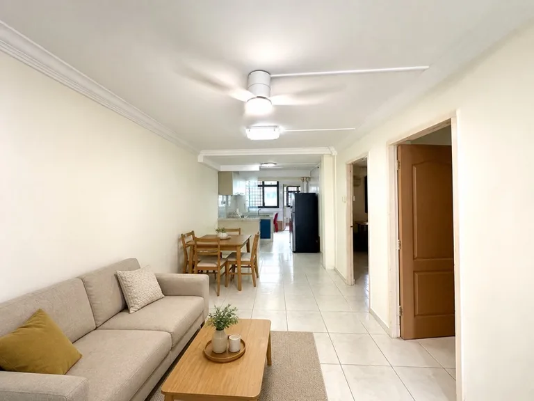 124 Lor 1 Toa Payoh image 1 of 10
