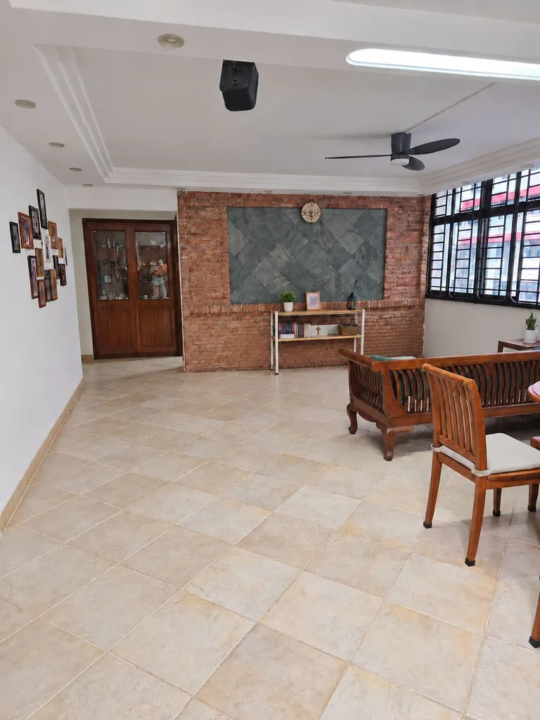 929 Hougang St 91 image 1 of 9