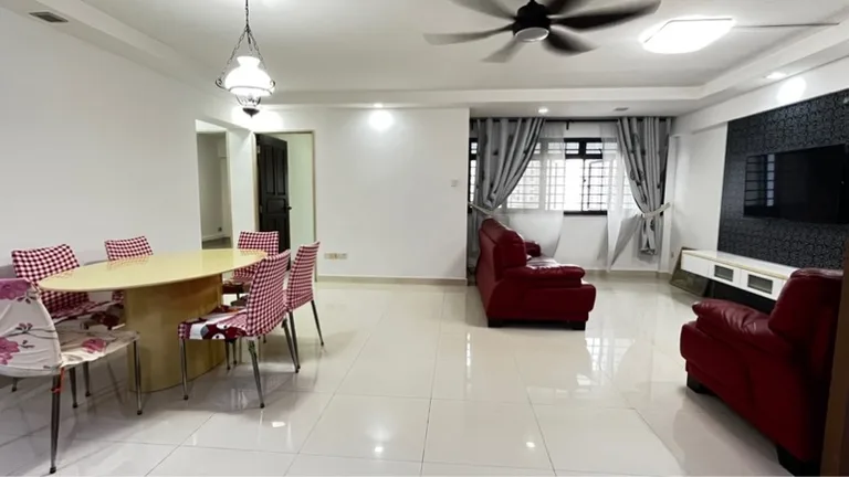688A Choa Chu Kang Dr image 1 of 4