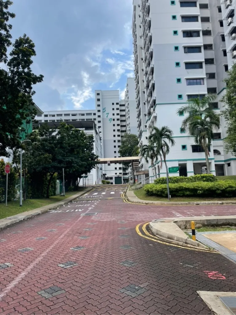 574 Hougang St 51 image 1 of 10