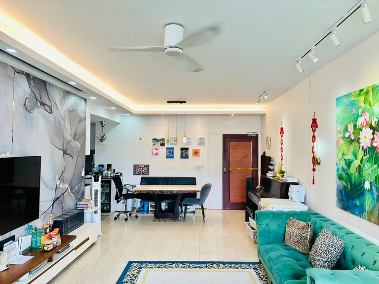 Yishun Emerald image 1 of 10
