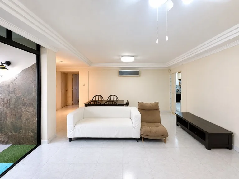 962 Hougang Ave 9 image 1 of 9