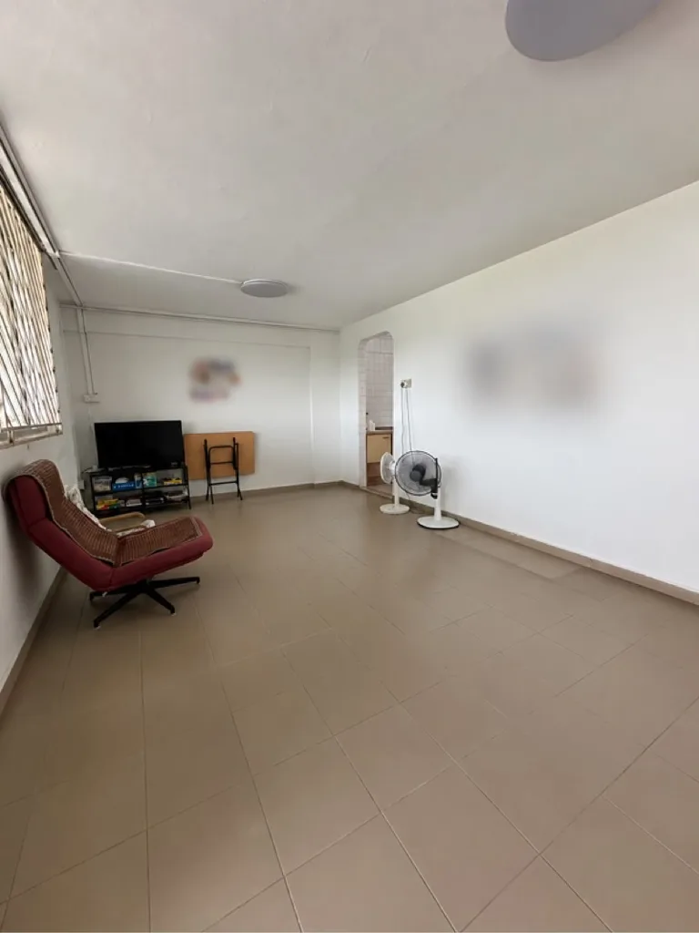 414 Tampines St 41 image 1 of 10