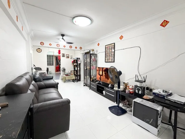 17 Marsiling Lane image 1 of 10