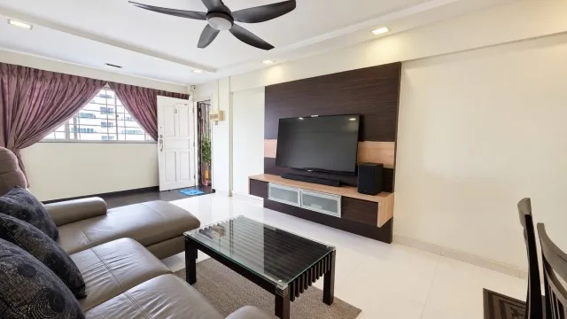 208 Bt Batok St 21 image 1 of 7