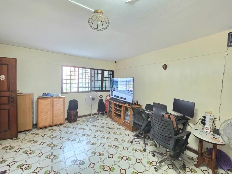 93 Bedok Nth Ave 4 image 1 of 6