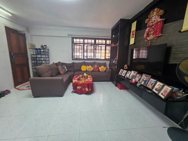118 Serangoon Nth Ave 1 image 1 of 10