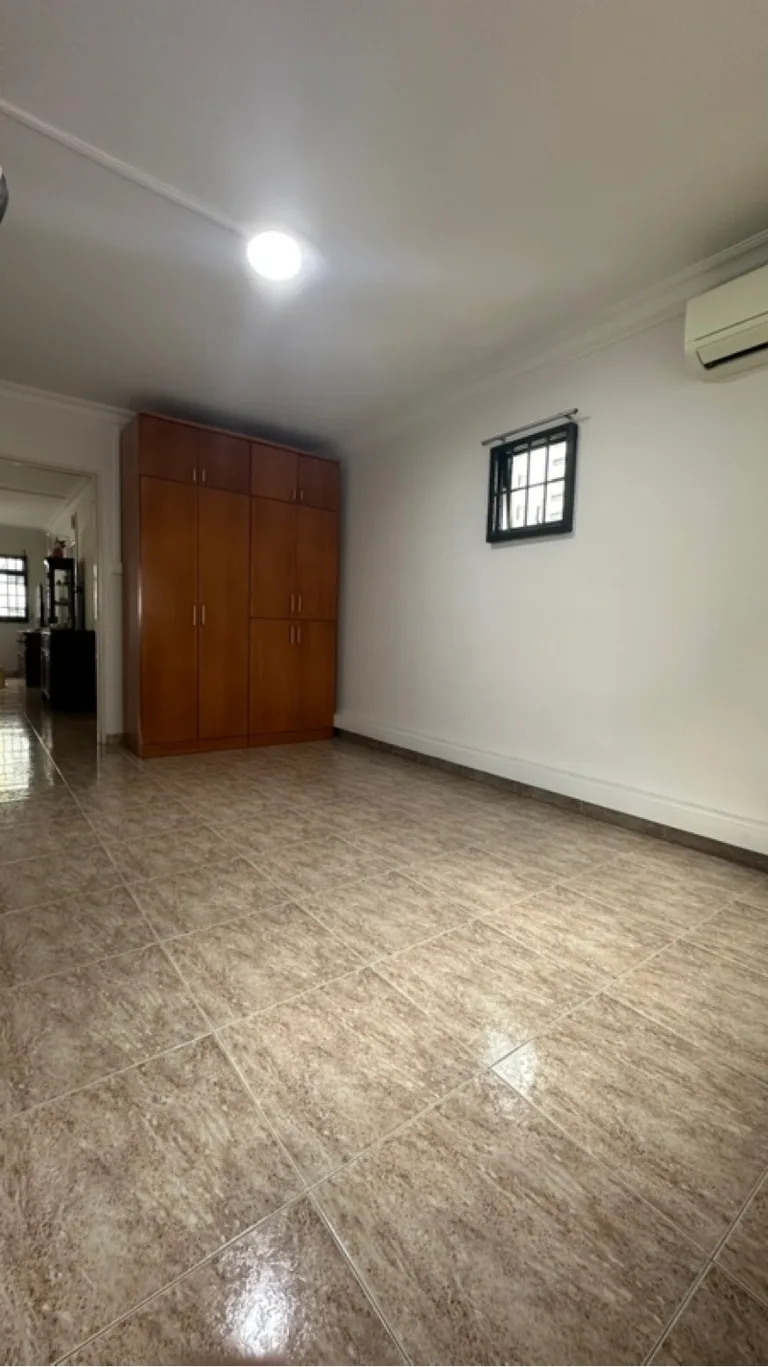 667 Choa Chu Kang Cres image 1 of 10