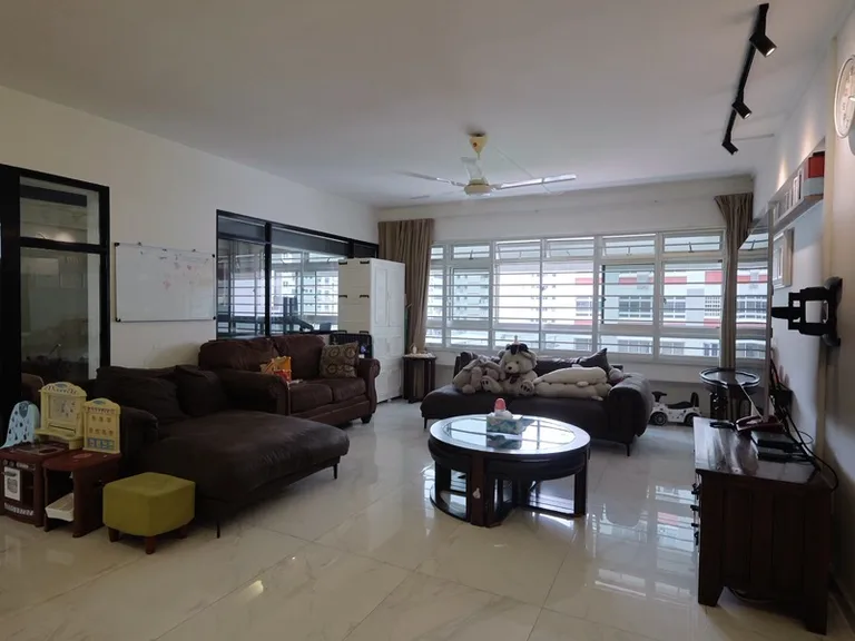 205 Pasir Ris St 21 image 1 of 10
