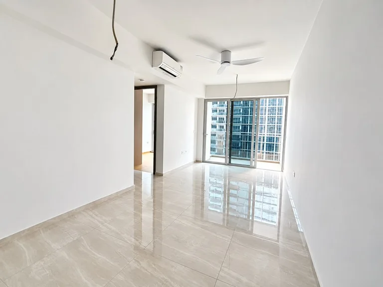 Grand Dunman image 1 of 7