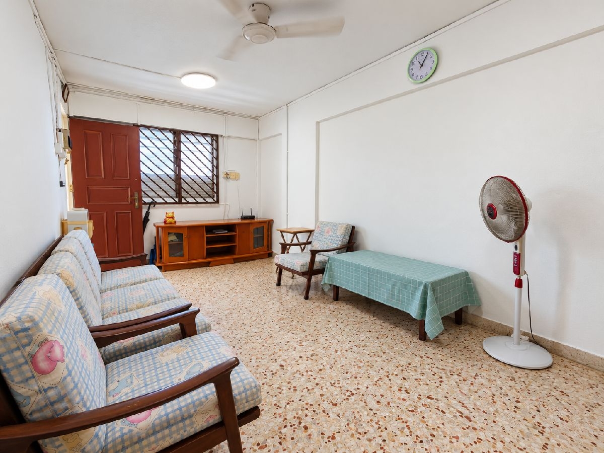 110 Hougang Ave 1 image 1 of 5