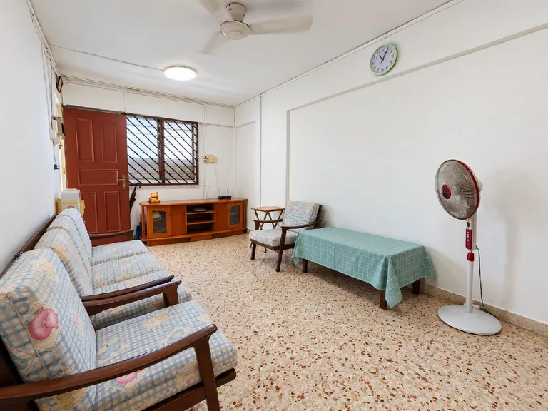110 Hougang Ave 1 image 1 of 5