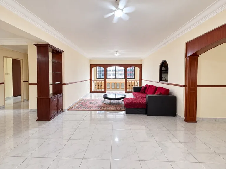 308 Tampines St 32 image 1 of 10