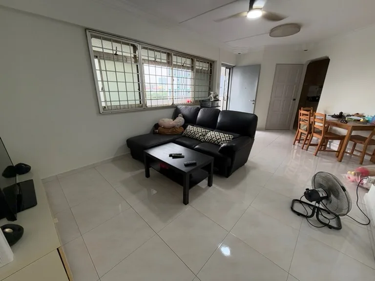 275 Toh Guan Rd image 1 of 7