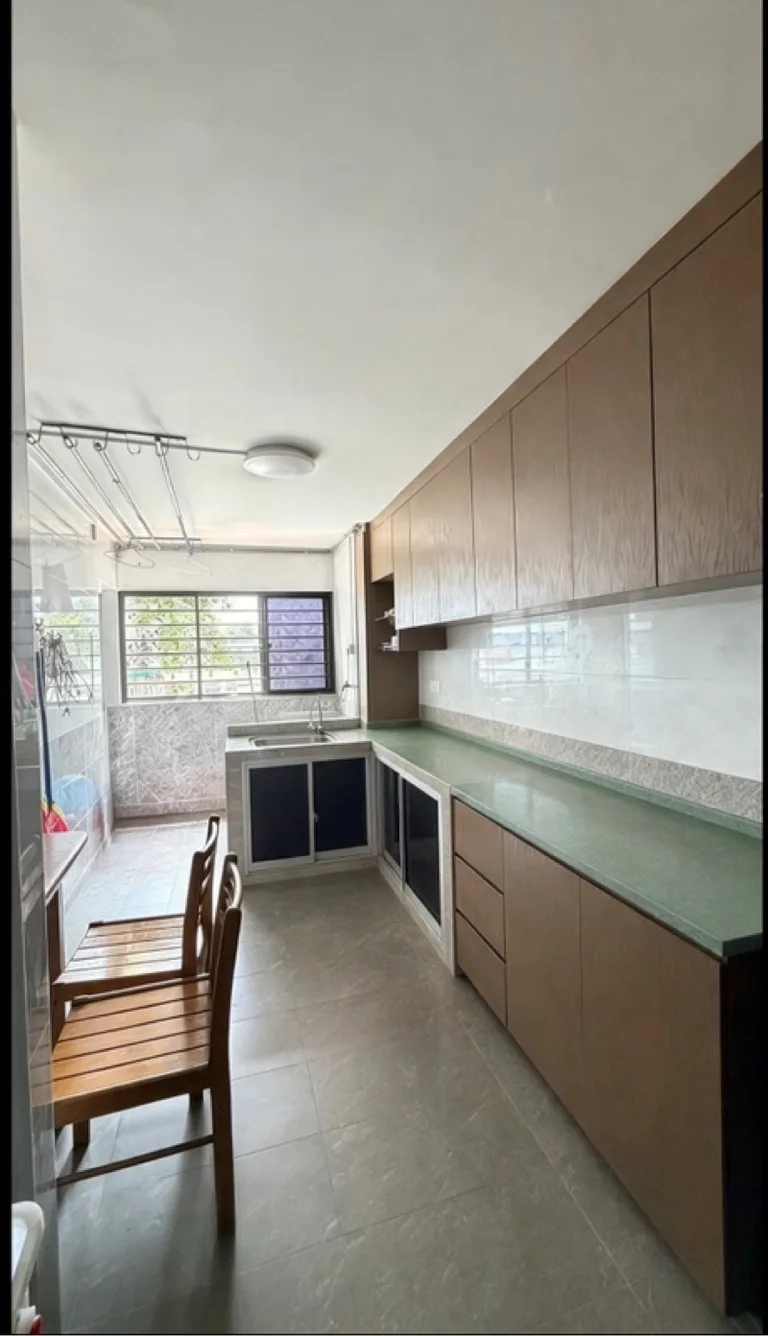 105 Gangsa Rd image 1 of 5