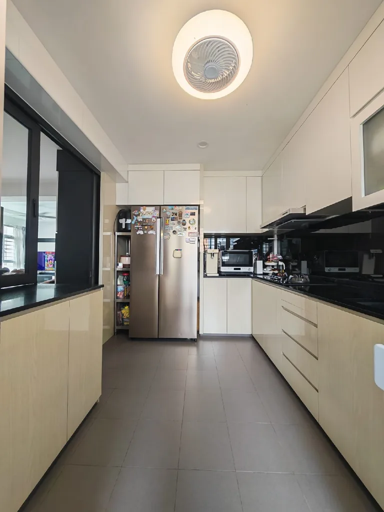338D Anchorvale Cres image 1 of 8