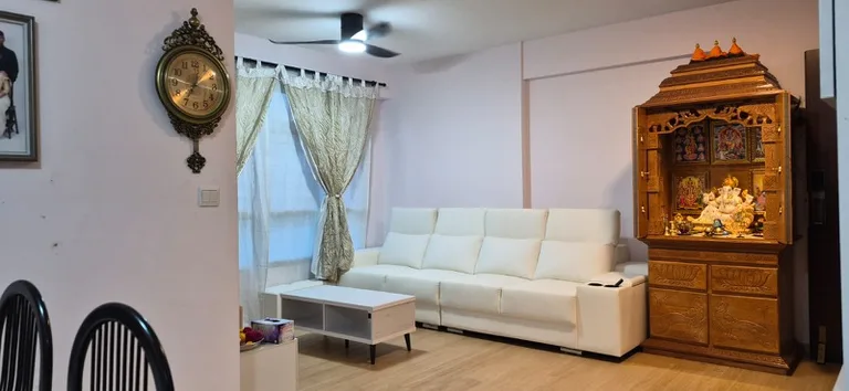 322 Jurong East St 31 image 1 of 10