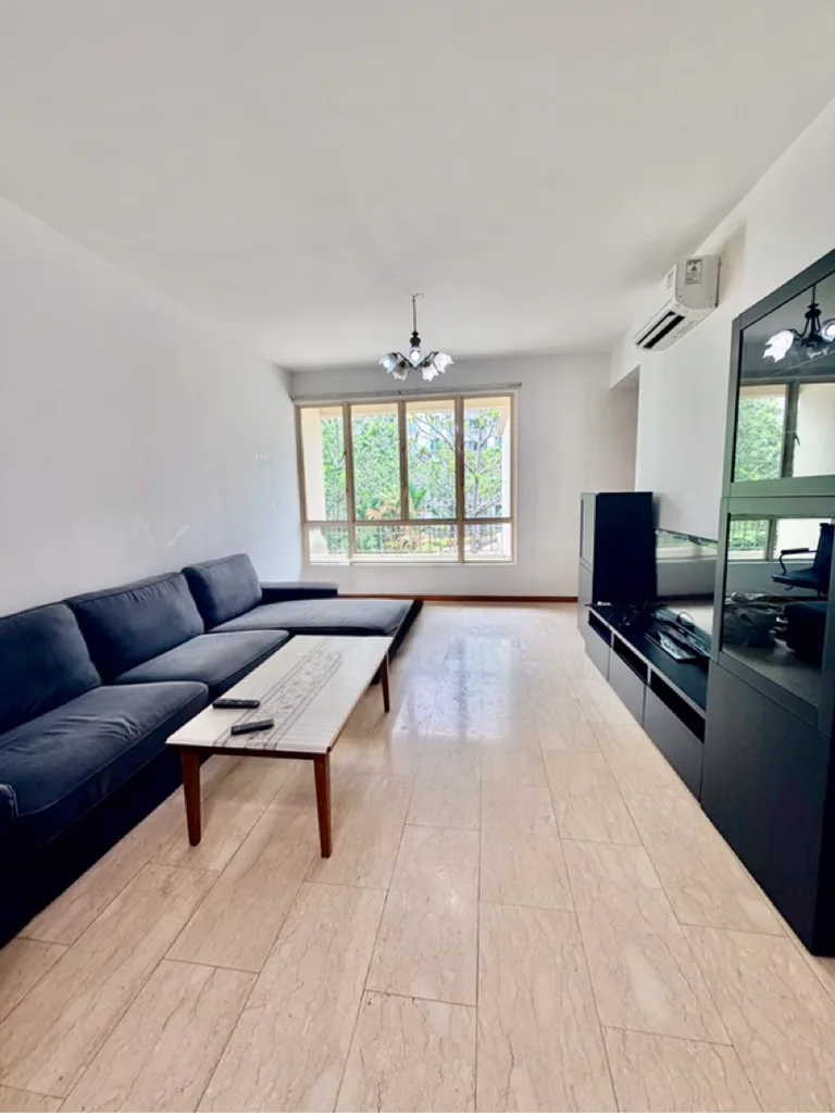 Yishun Emerald image 1 of 7